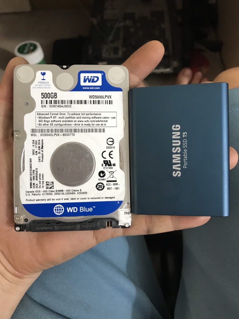 500GB Samsung T5 MU PA500B AM (2).jpg