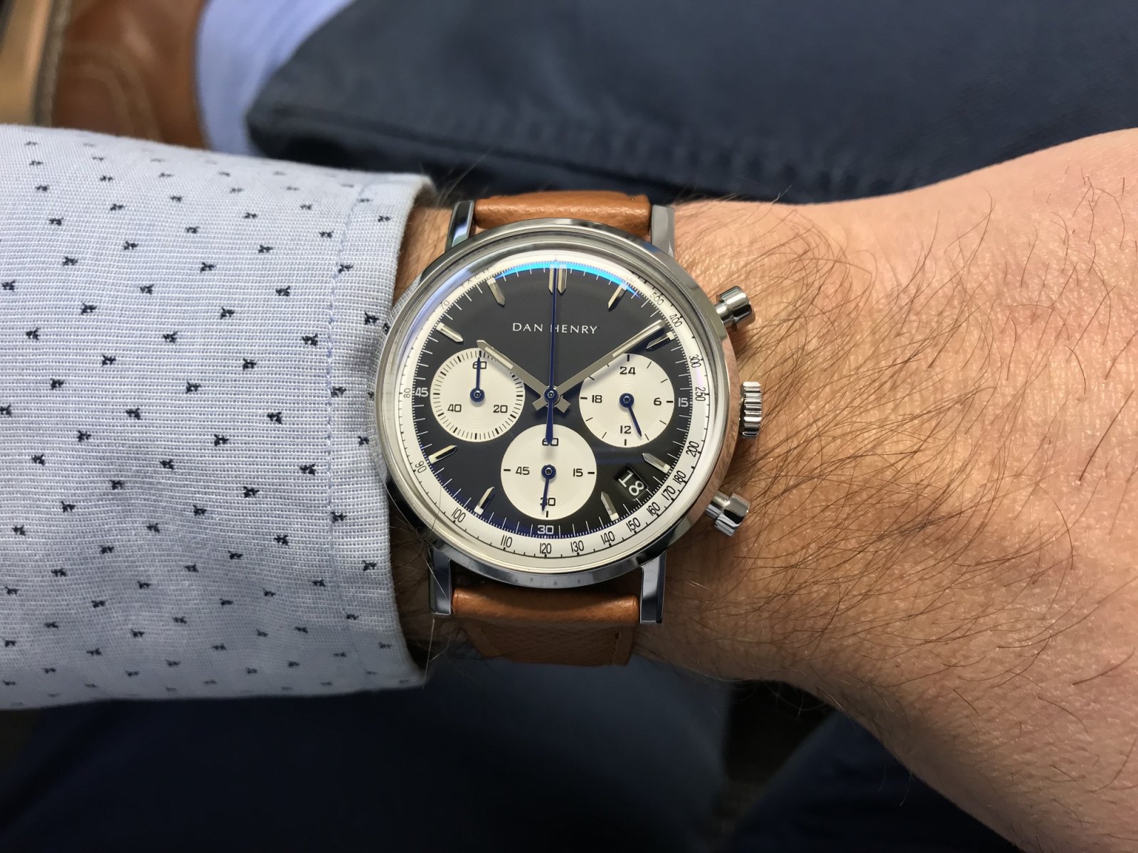 Dan-Henry-Watches-1964-Gran-Turismo-Chronograph-14.jpg