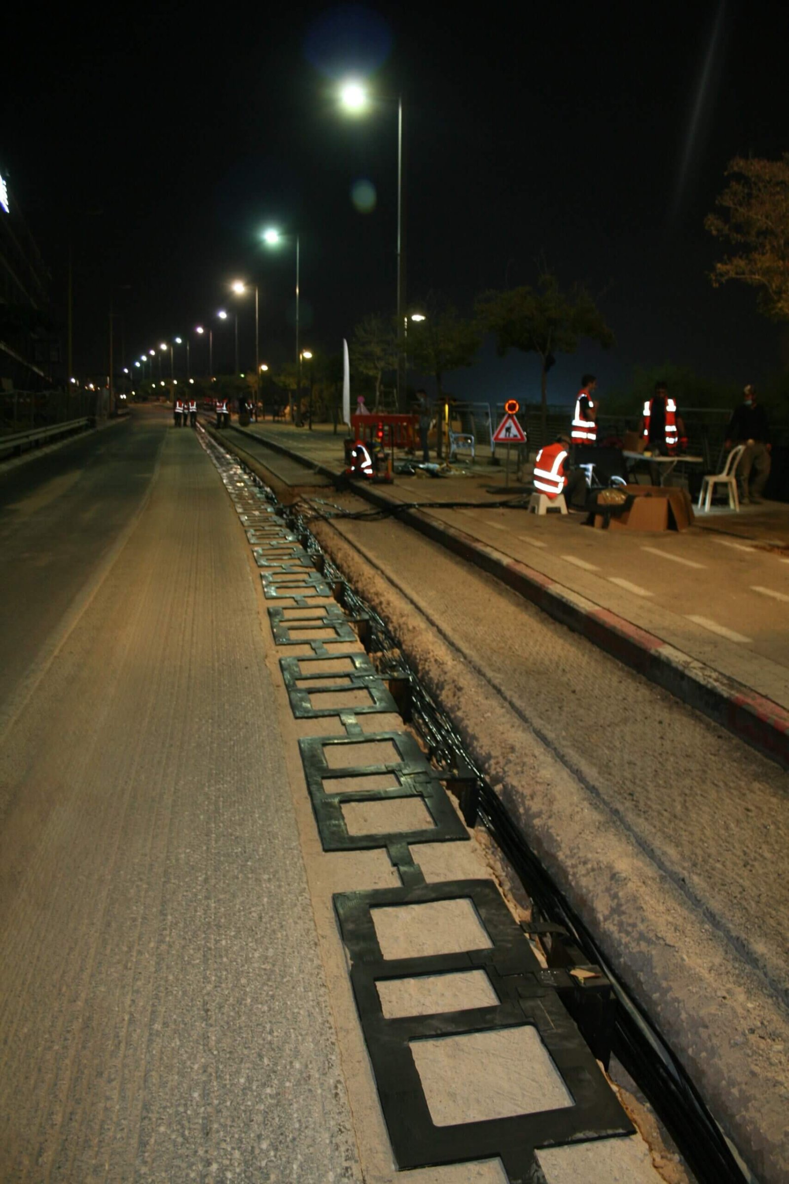 Deploying-ElectReon_s-electric-road-technology-in-Tel-Aviv-scaled.jpg