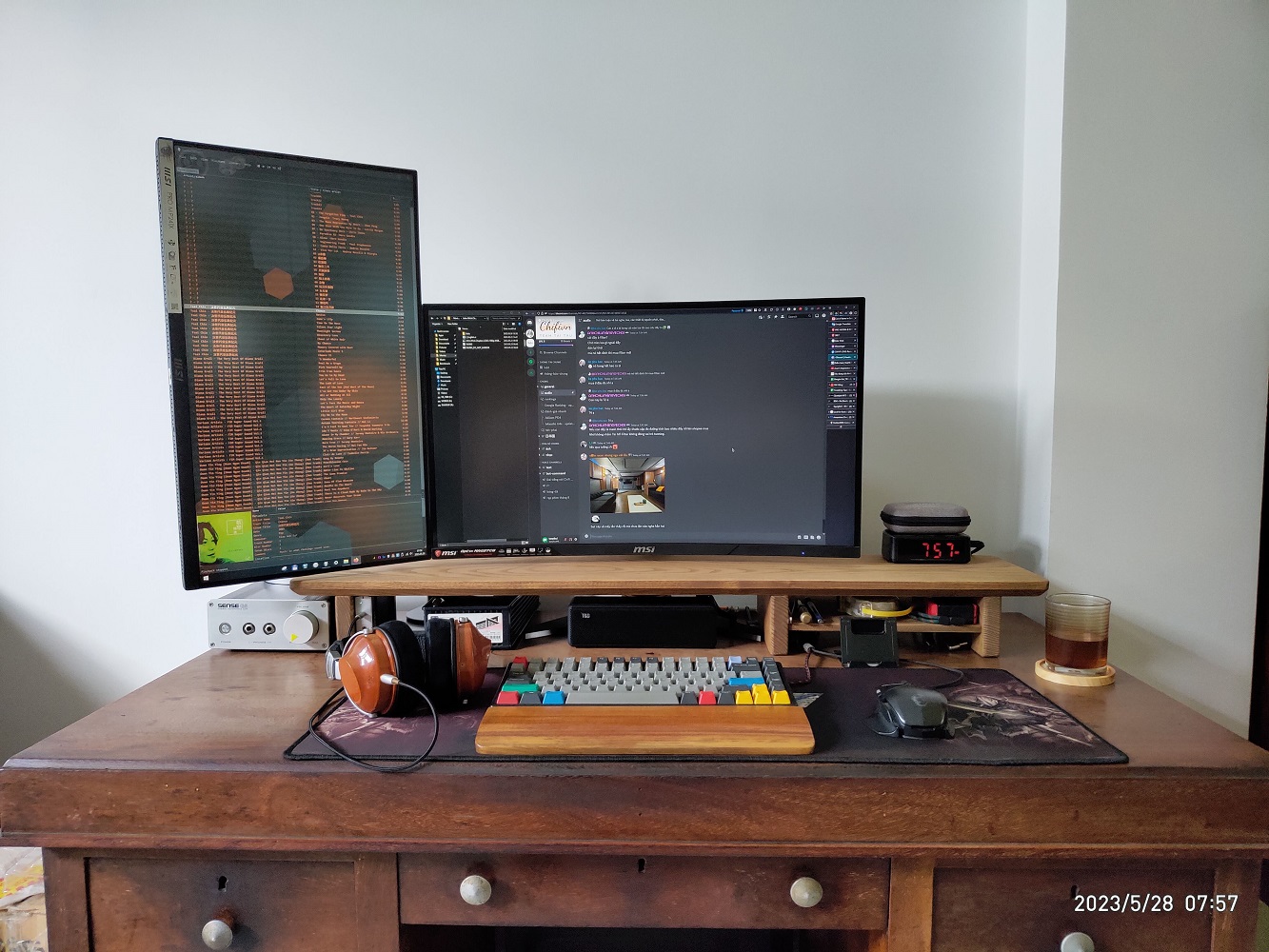 desktop-setup.jpg