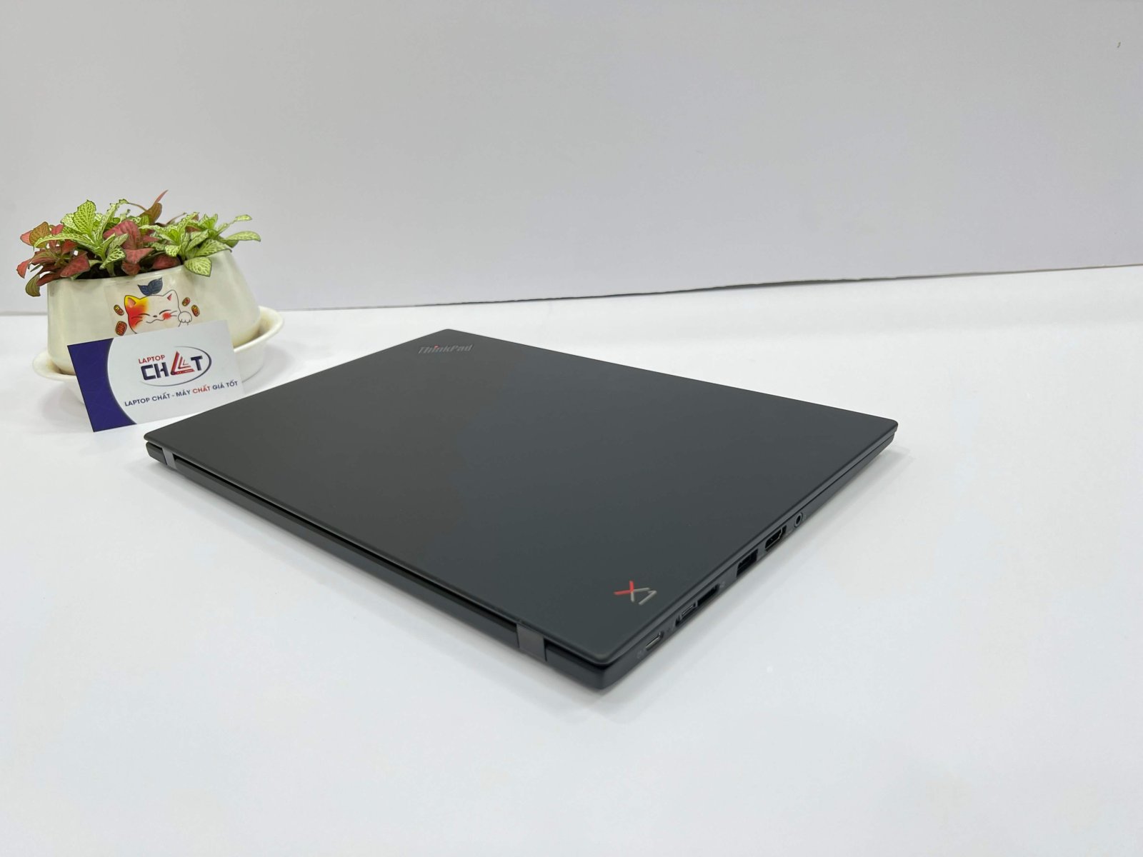 ThinkPad X1 gen 7 i7 (4).JPG