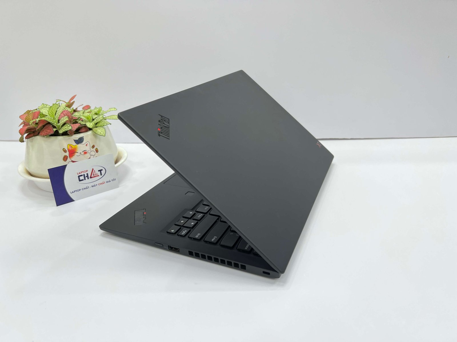 ThinkPad X1 gen 7 i7 (5).JPG