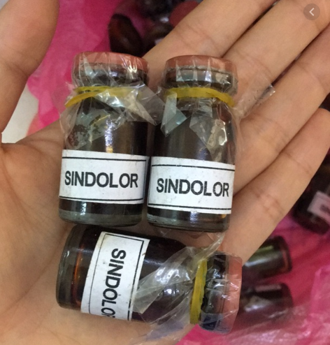 Thuốc-chấm-viêm-lợi-Sindolor-4.png