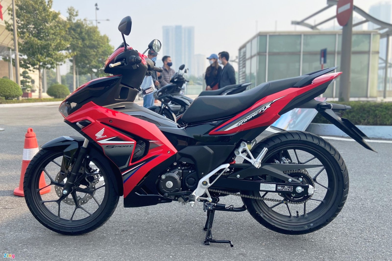 Honda Winner X thế hệ mới ra mắt tại Việt Nam, giá từ 46 triệu đồng Wnx6_zing_1-jpg