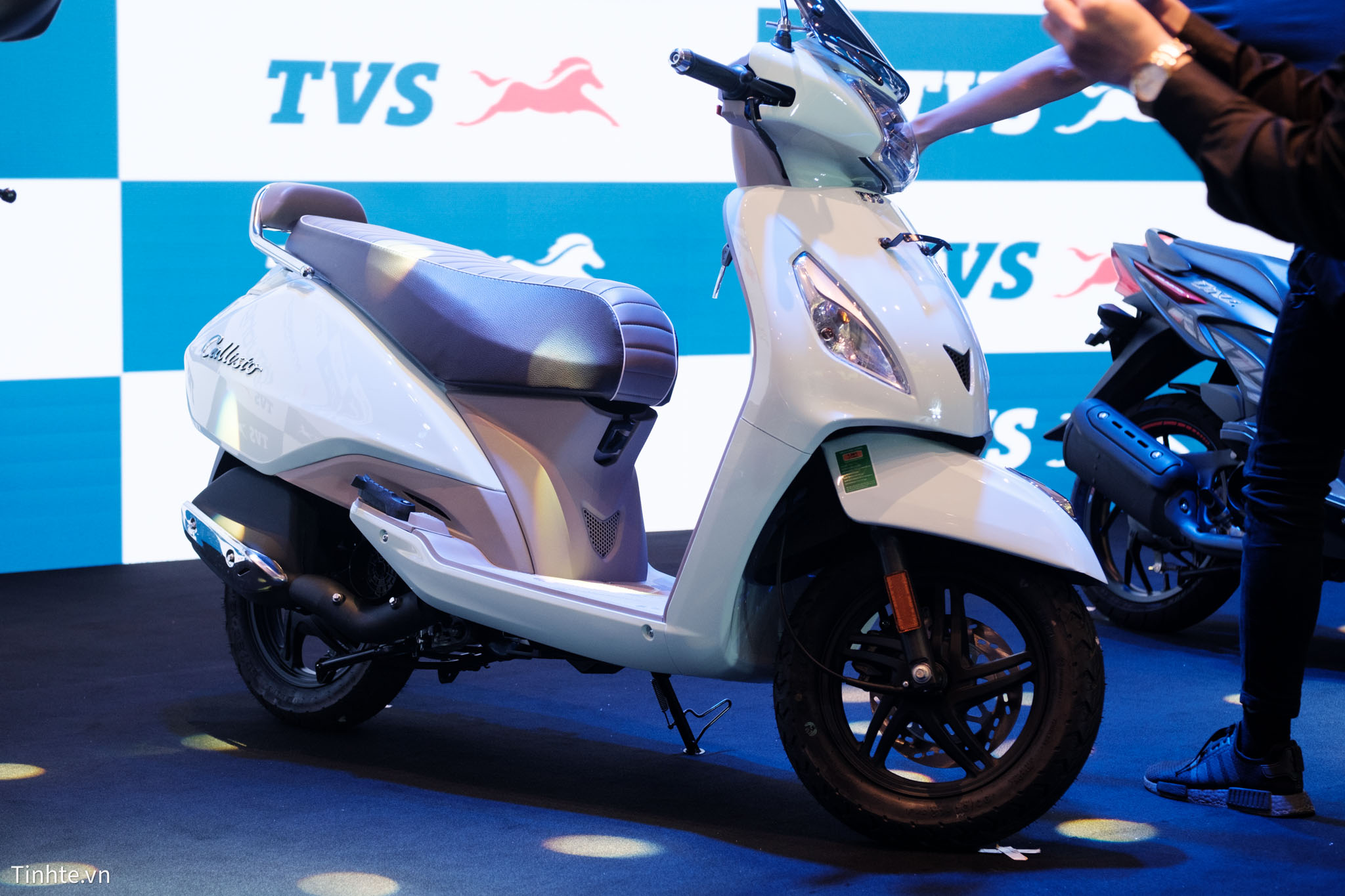 TVS-Motor-tinhte-19.jpg