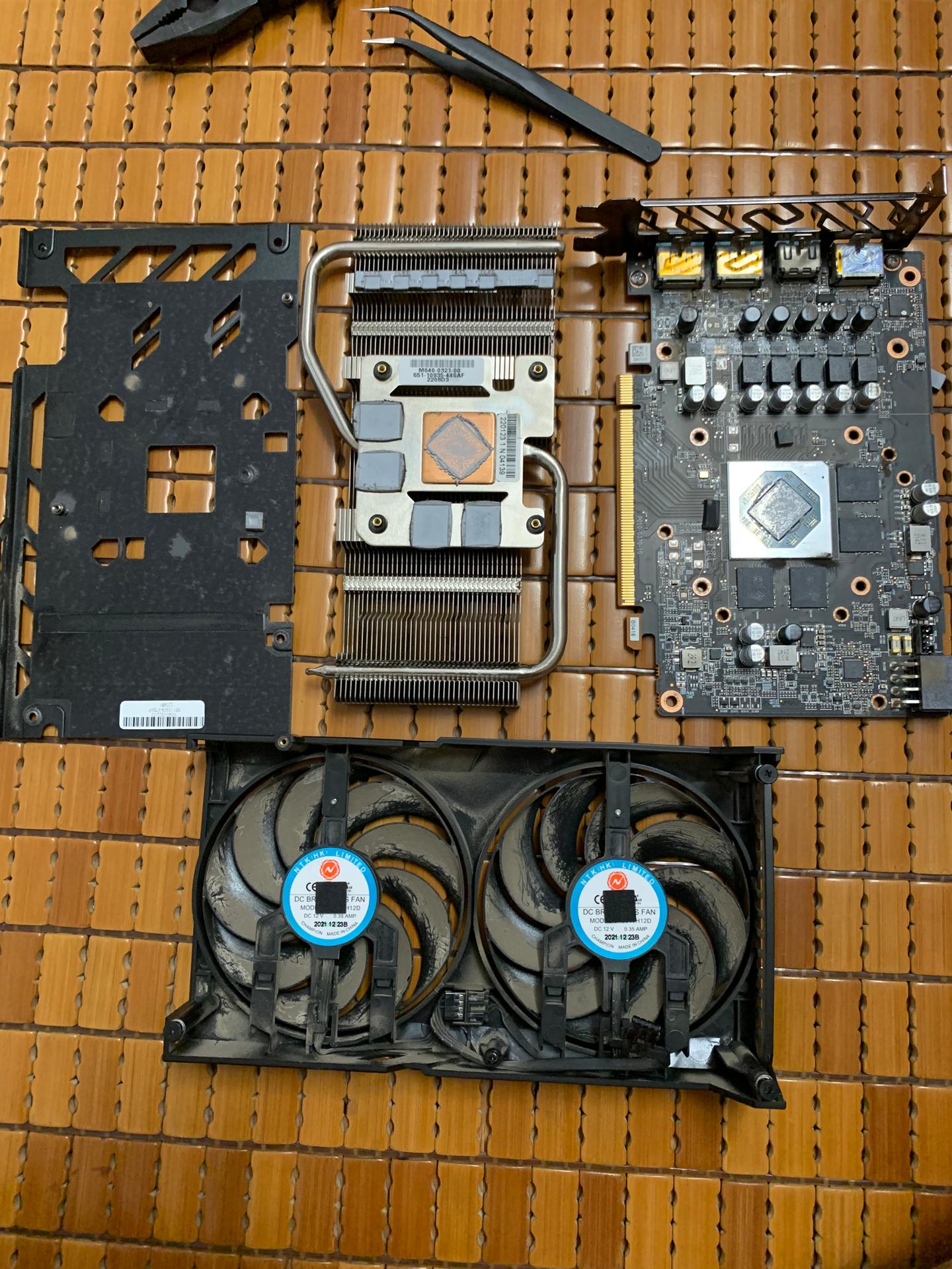 d781EVV.jpg