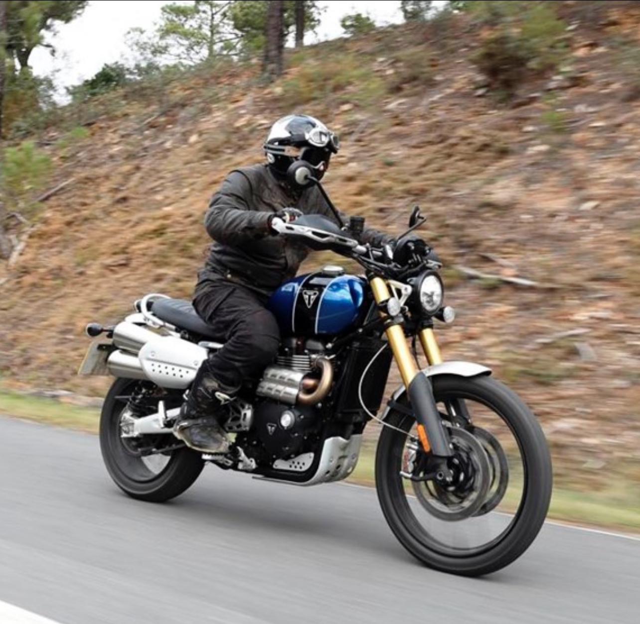 avd52Rr.jpg