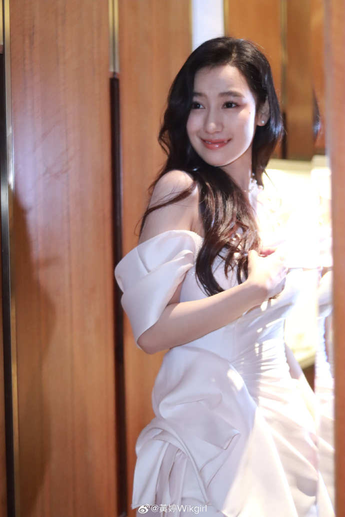 0069FDIRly1how1thkxtyj32xs4eou10.jpg