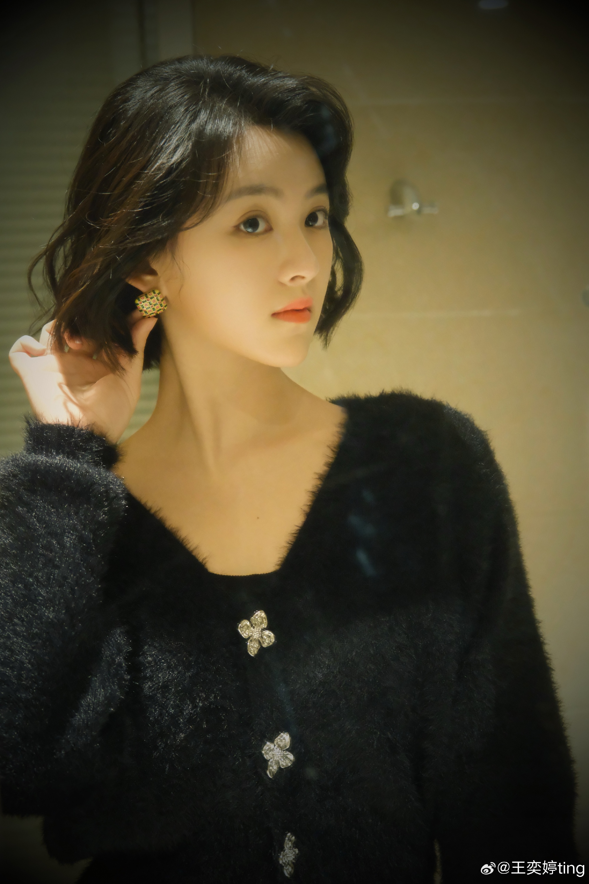 006mJ82Bgy1i04p51j178j33vc5t0b2e.jpg