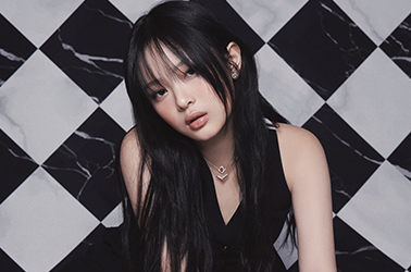 www.marieclairekorea.com