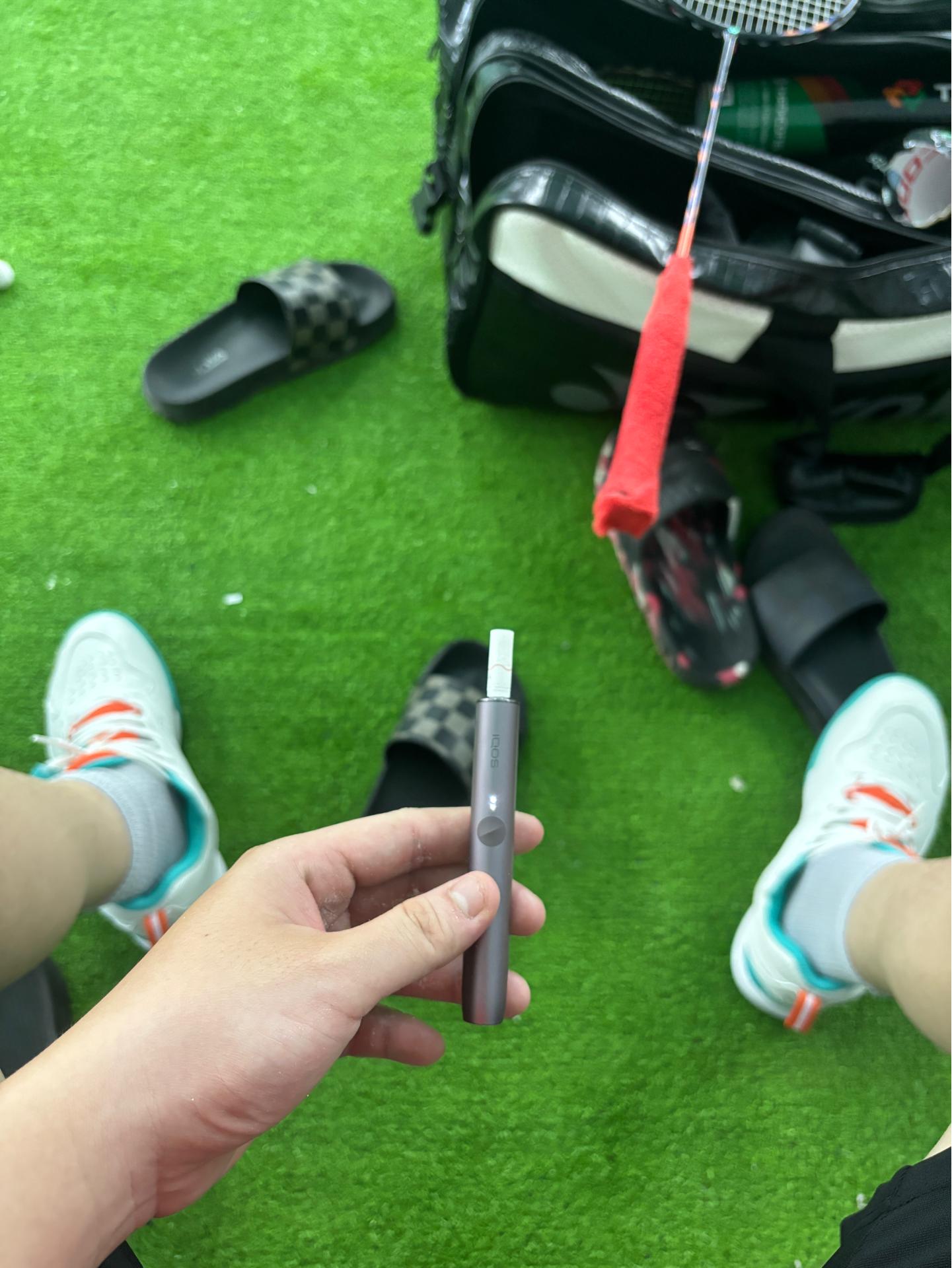 bzs0jMB.jpeg
