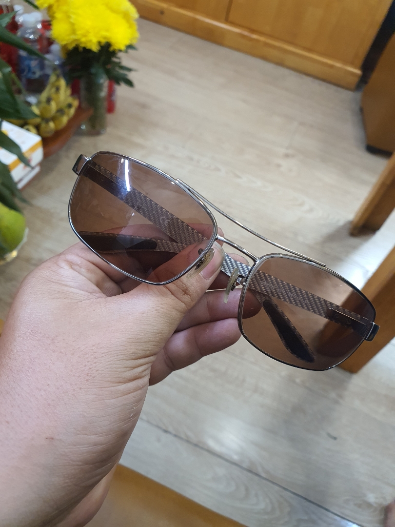 yIGO4MM.jpg