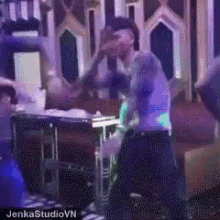 kha-banh-mua-quat.gif