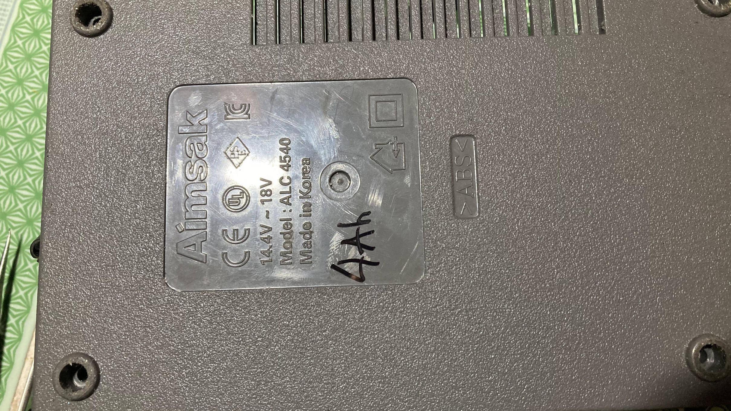GhKB7g8.jpg