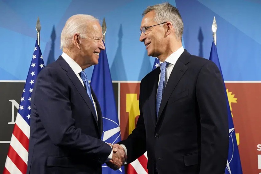 Ông Biden hoãn cuộc gặp với lãnh đạo NATO vì phải lấy tủy răng ảnh 1