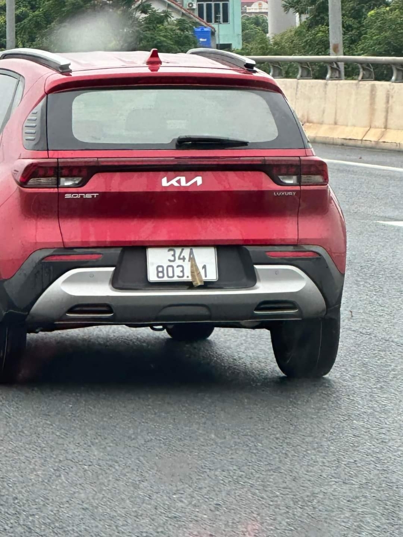 Vn1Eiif.jpg