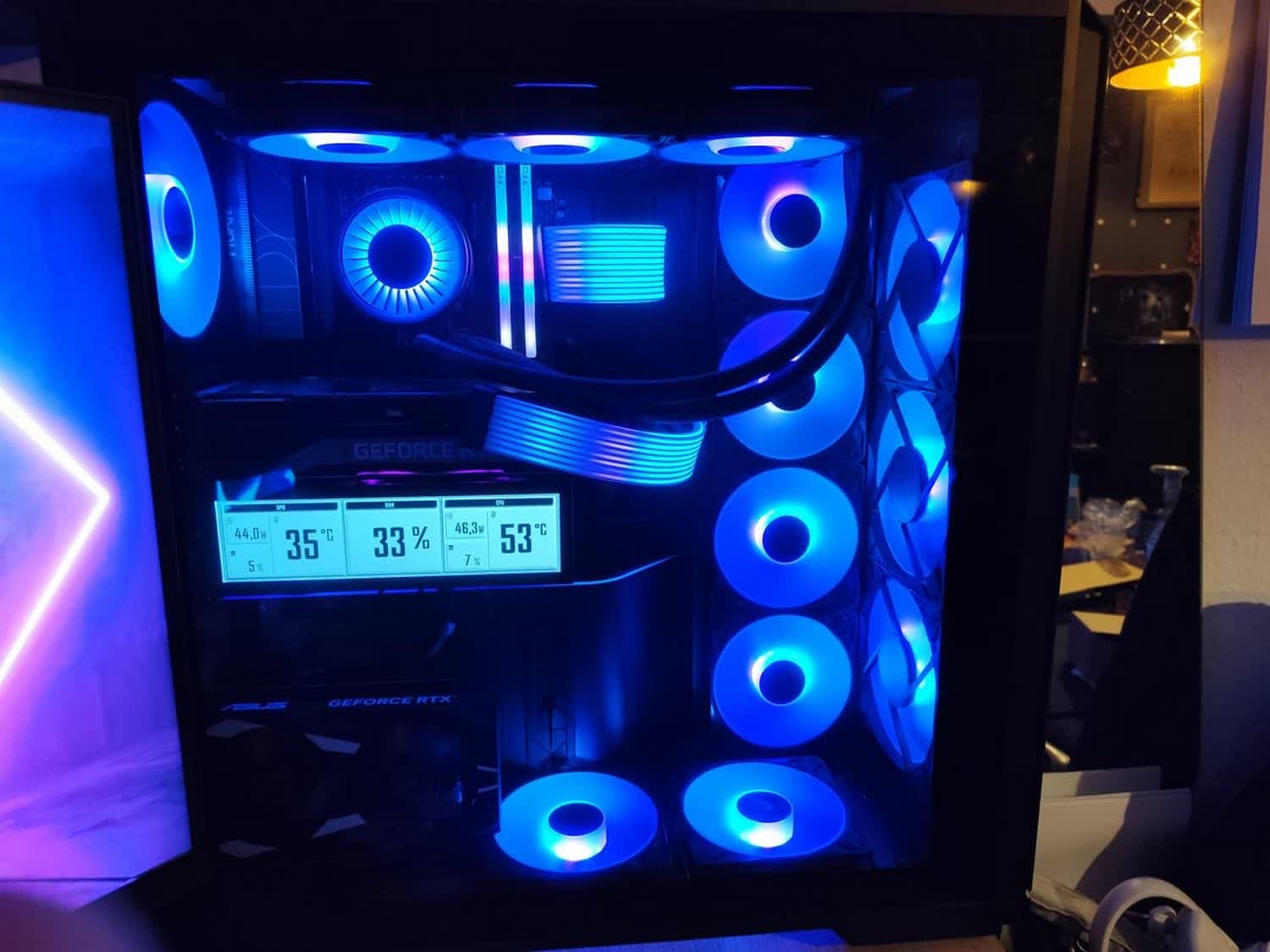 www.techspot.com