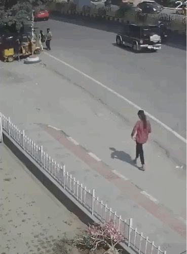 eb2f22dcac4c7c59a3a1cce81ad8eccb.gif