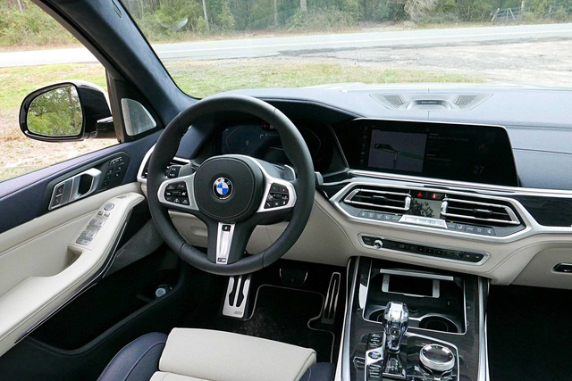 BMW X7 M Sport 2020 do THACO phân phối lộ giá hơn 5,8 tỷ đồng, rẻ sốc so với xe nhập ngoài - Ảnh 4.