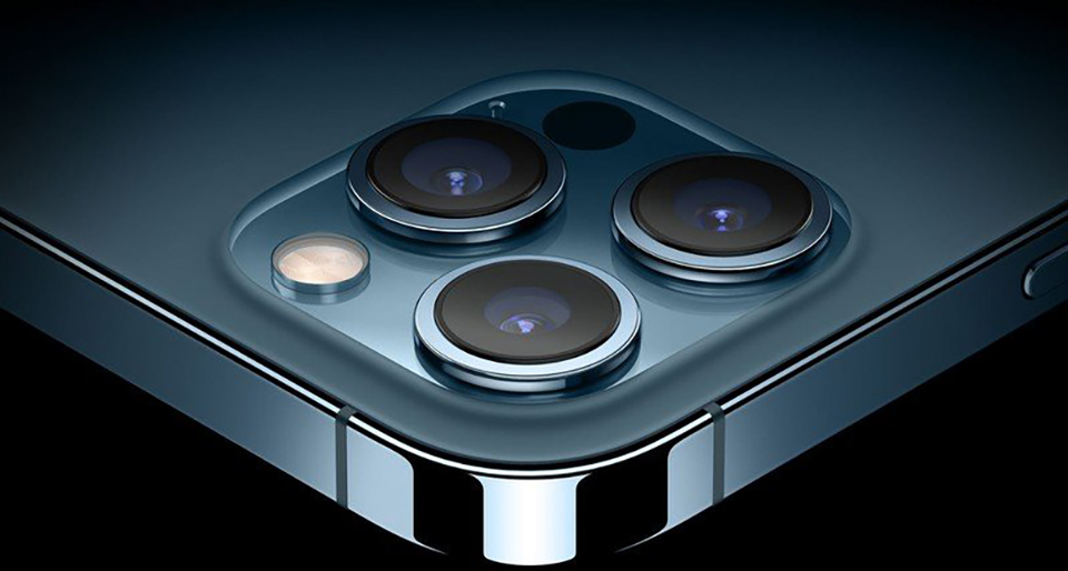 Sforum - Trang thông tin công nghệ mới nhất iPhone-13-Pro-co-camera-goc-sieu-rong-duoc-cai-tien-1 Kuo: iPhone 13 Pro sẽ có ống kính góc siêu rộng hỗ trợ tự động lấy nét 