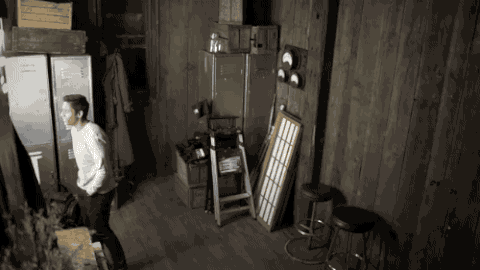37a08622f24756994c345eee3984ab1e.gif