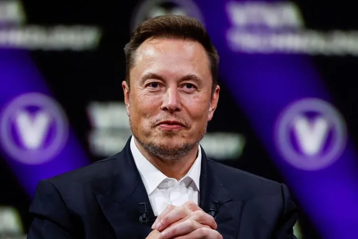 Elon Musk được Đại hội cổ đông Tesla phê chuẩn trả mức thù lao kỷ lục 56 tỉ USD (Ảnh: Sina).