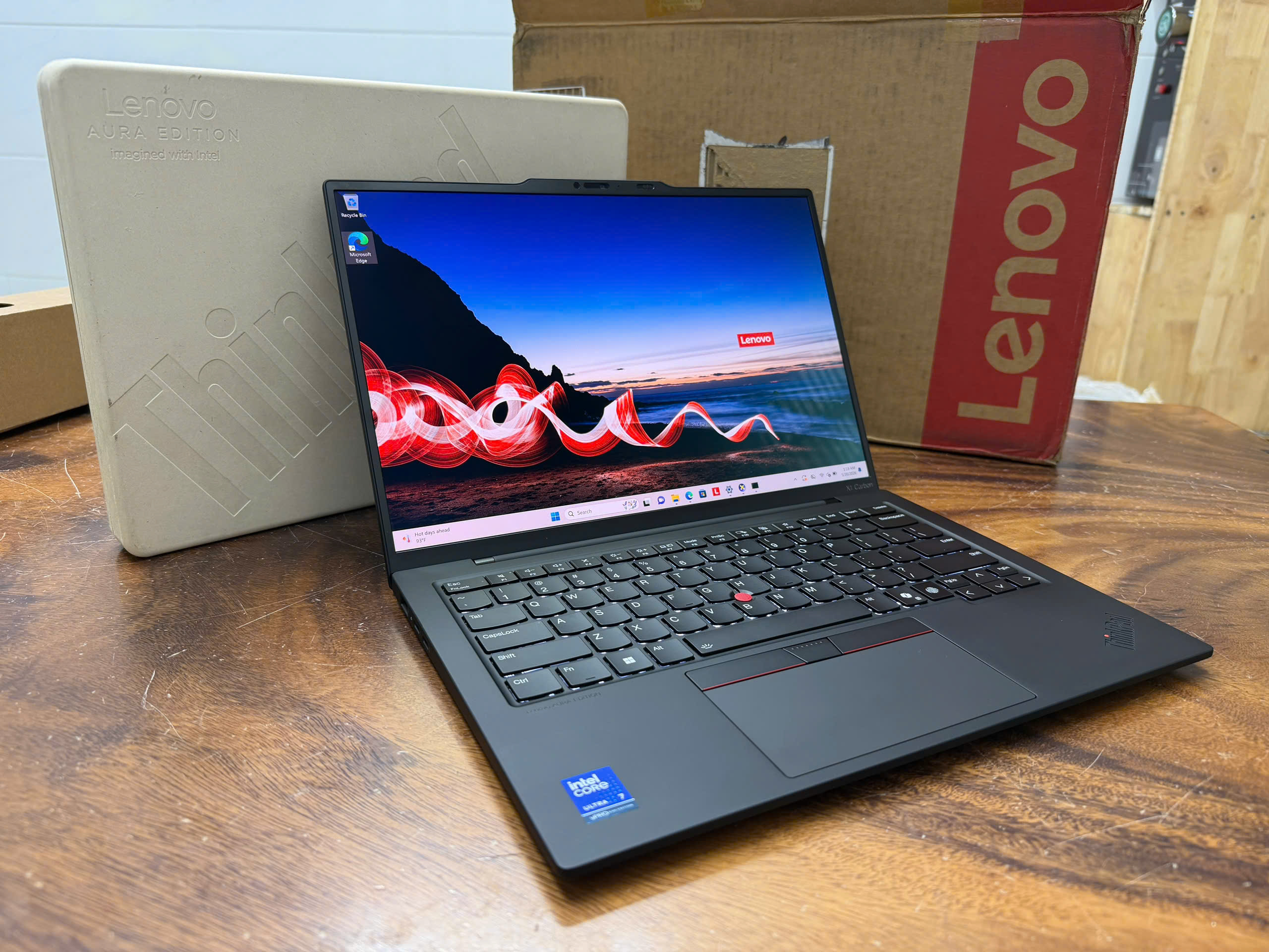 Thinkpad X1 Carbon Gen 13 Aura Edition (4)