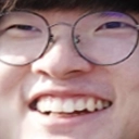 lUkA932.png