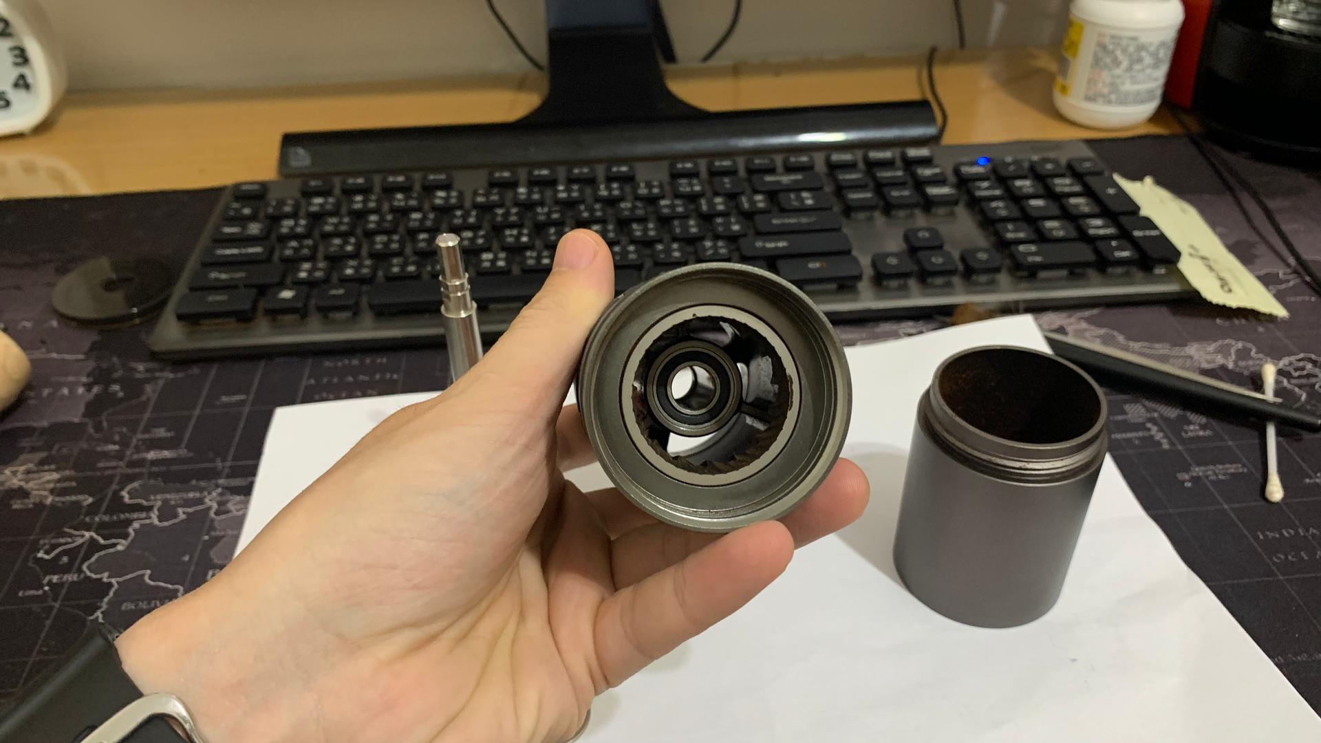 lq58RHW.jpg