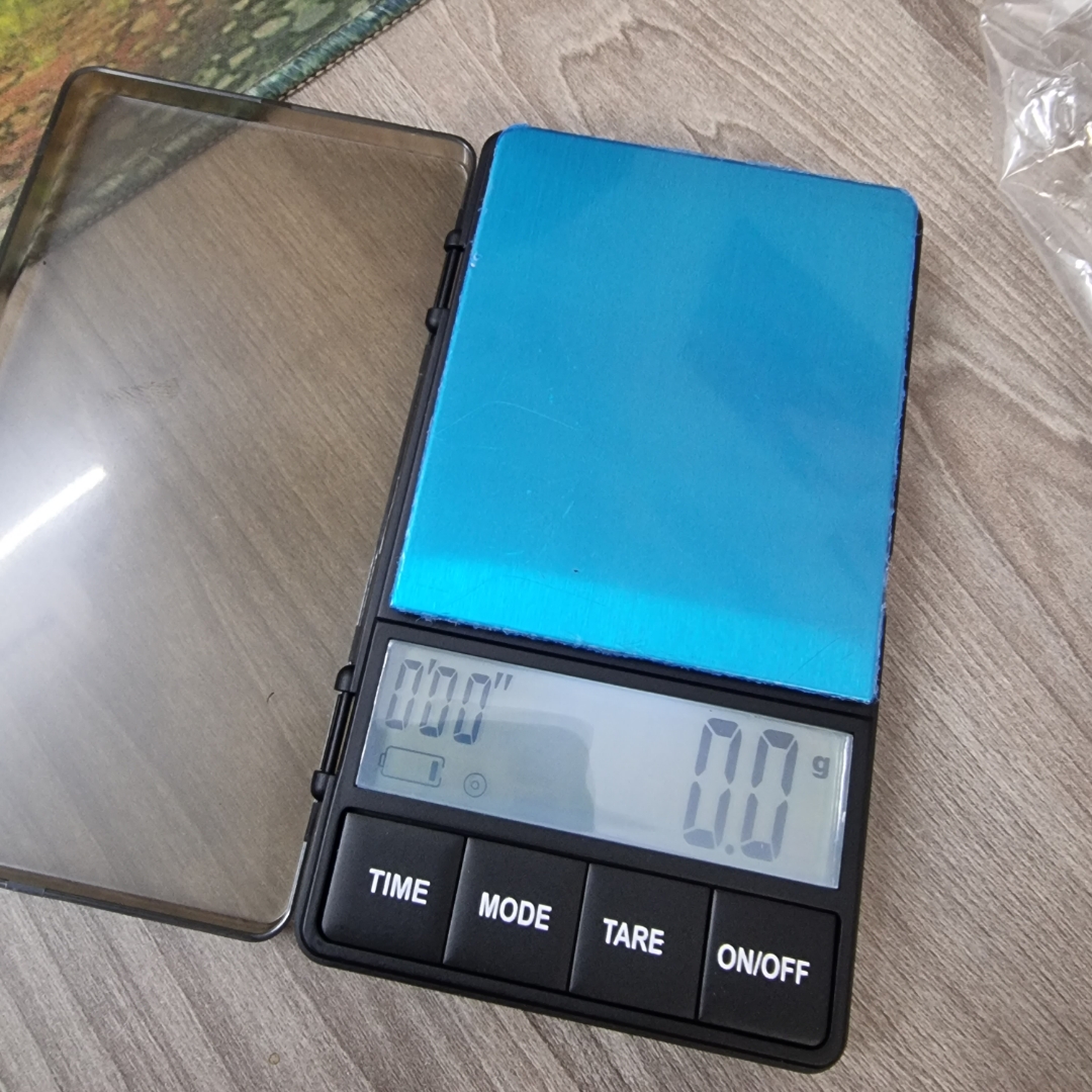 99MQ9k6.jpg