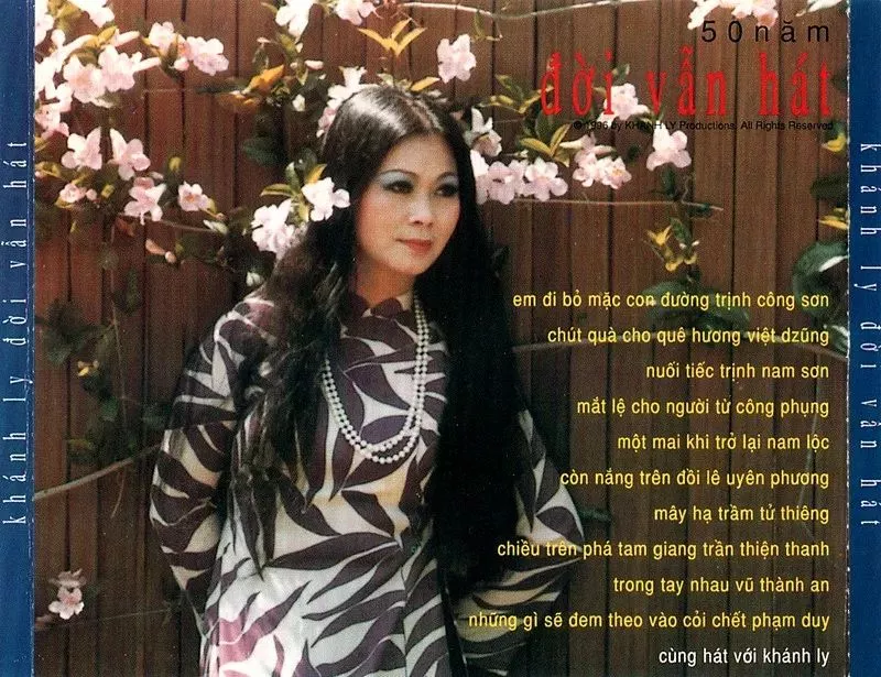 3e3c54172d_khanh-ly-50-nam-doi-van-hat-1995.webp