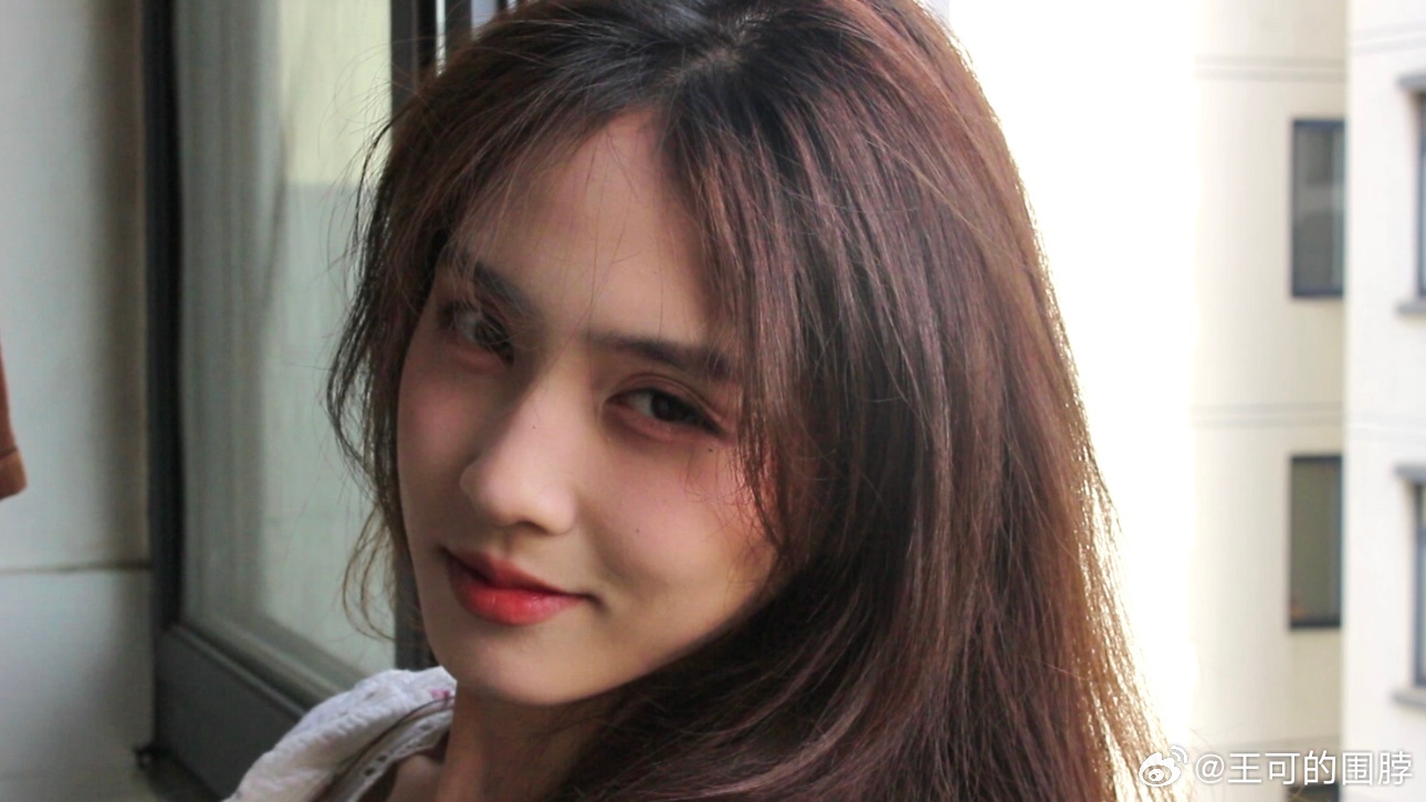 005KeTw9ly1i0m09cuz1fj30zu0k6q81.jpg