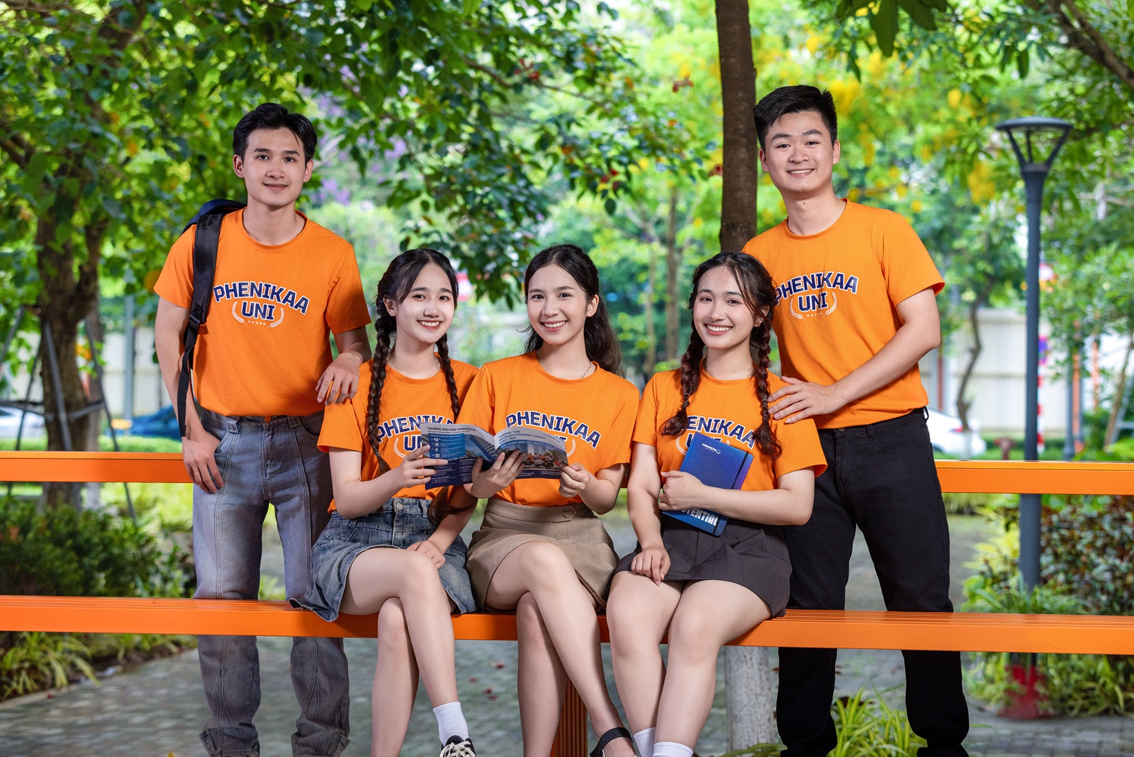 phenikaa-uni.edu.vn