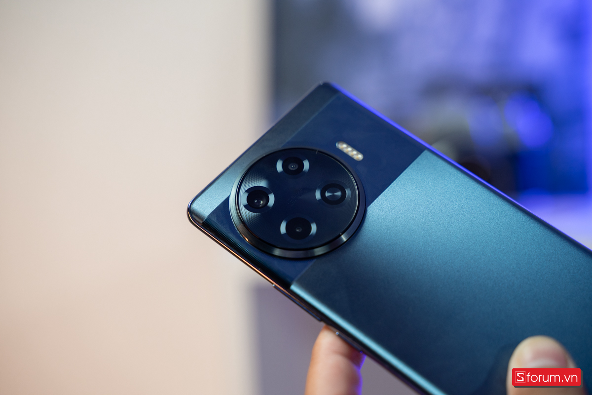 Tecno-Spark-20-Pro-Plus-34.jpg