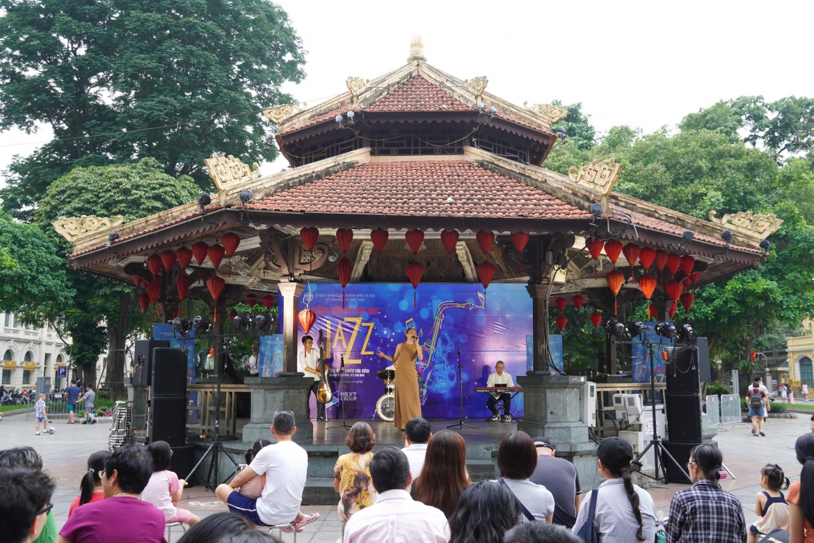 Am nhac cong dong khi nghe thuat tro thanh mot phan doi song thu do hinh anh 1