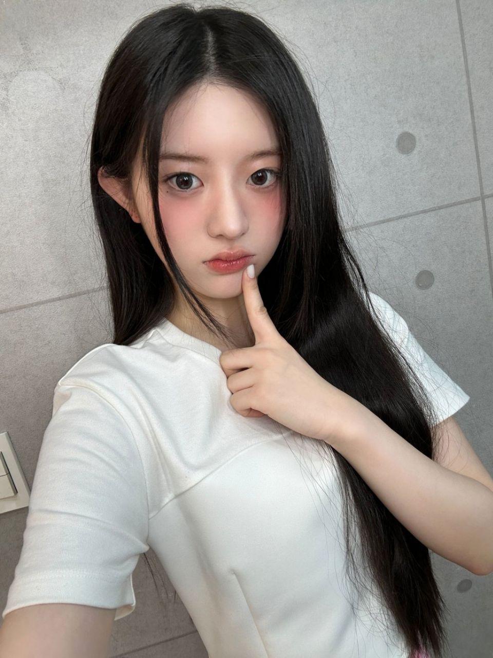 Ry82iNS.jpeg