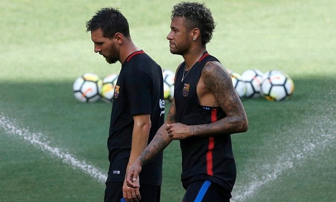 Messi từng bày tỏ mong muốn sát cánh cùng Neymar một lần nữa. Ảnh: Reuters.