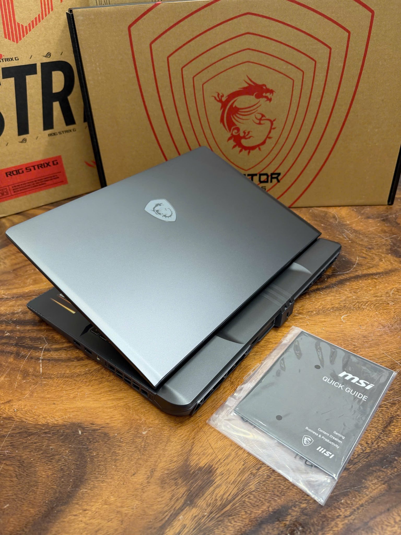 MSI Vector 16 HX AI RTX 5070Ti (3).jpg