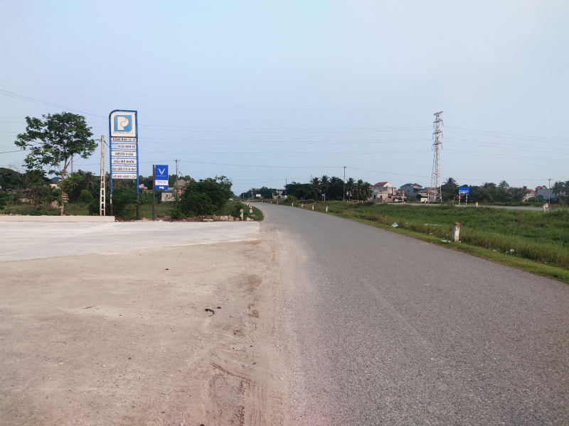 Lr8bJM3Lkd_V.E.THO0123.jpg