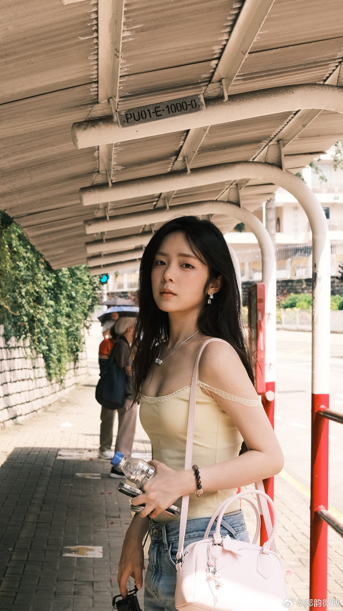 9bc54bb3gy1i3tx52d11pj20w01kw4k1.jpg