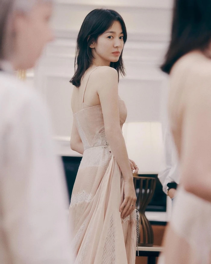 Văn hoá - Mặt mộc của Song Hye Kyo ở tuổi 41 gây sốt
