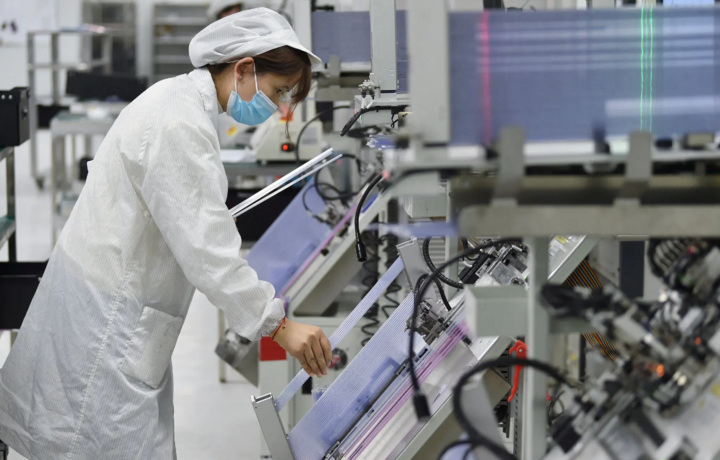 Lĩnh vực công nghệ, chất bán dẫn là một điểm nóng trong cuộc cạnh tranh Mỹ - Trung. (Ảnh: New York Times)
