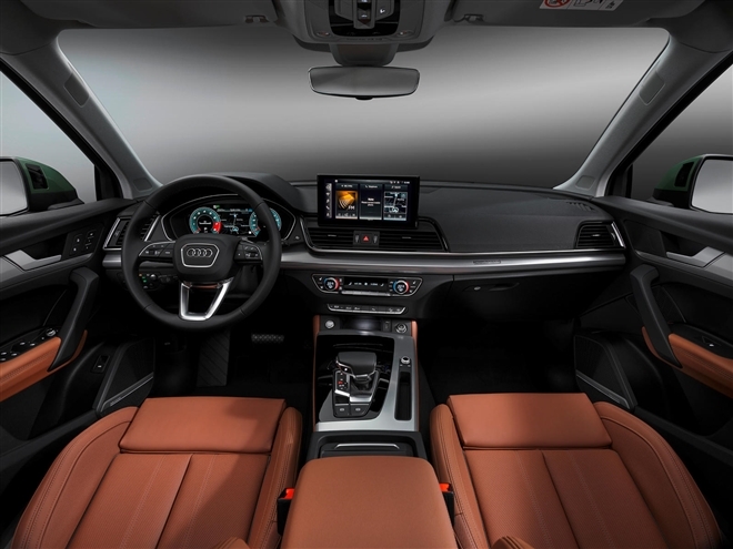 Audi Q5 phiên bản nâng cấp xuất hiện tại Hà Nội - 3
