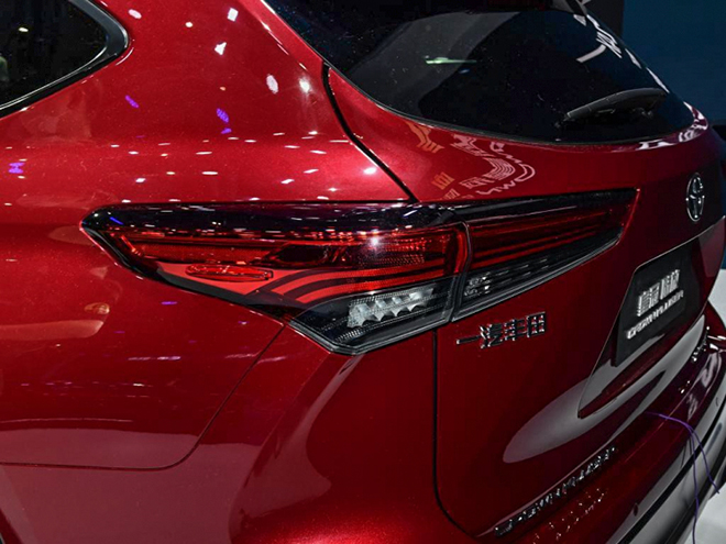Cận cảnh biến thể SUV của dòng xe Toyota Crown tại Trung Quốc - 7