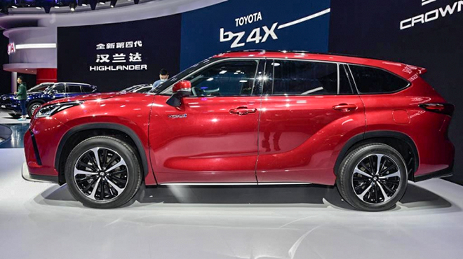 Cận cảnh biến thể SUV của dòng xe Toyota Crown tại Trung Quốc - 3