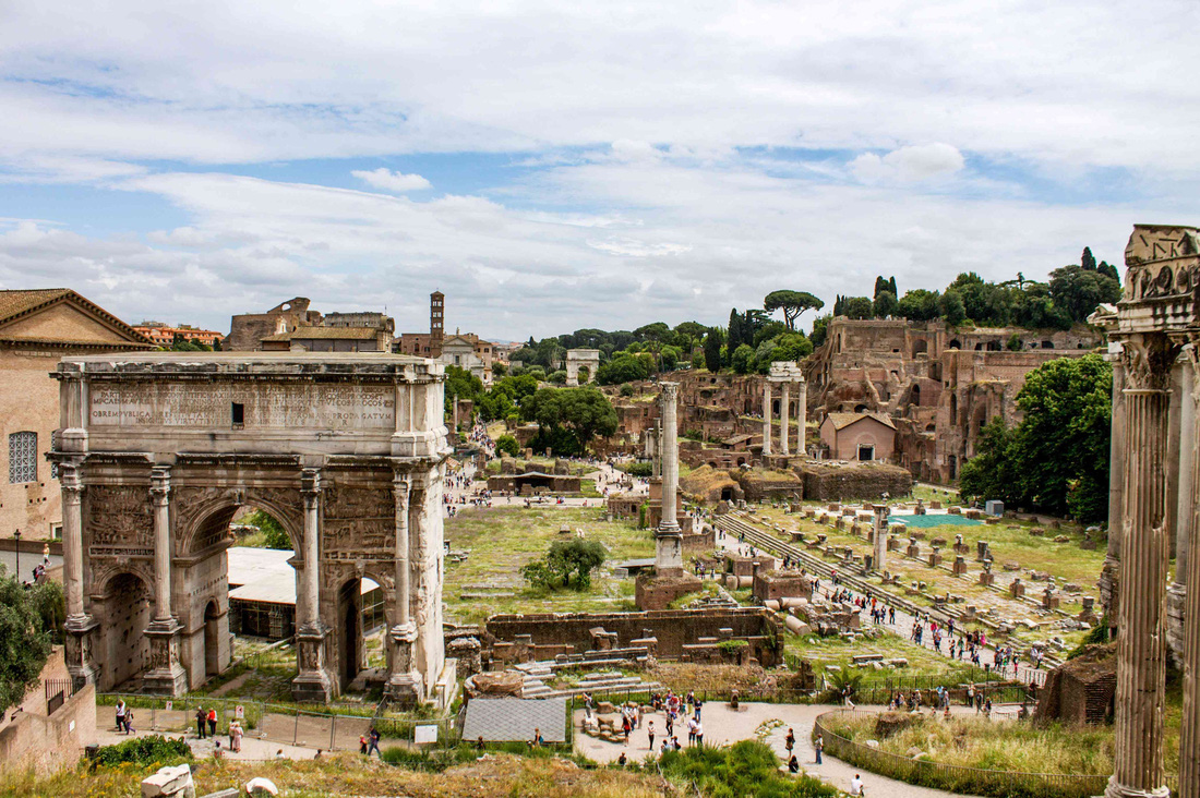 Tương truyền đồi Palatine là nơi khởi nguồn của Đế chế La Mã vĩ đại - Ảnh: MICOOPE