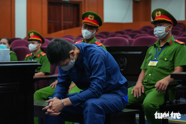Vụ bé gái bị hành hạ: Tòa tuyên Nguyễn Kim Trung Thái không đồng phạm giết con - Ảnh 1.