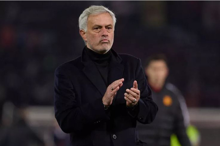 HLV Mourinho được người hâm mộ đề nghị dẫn dắt tuyển Trung Quốc - Ảnh: Getty
