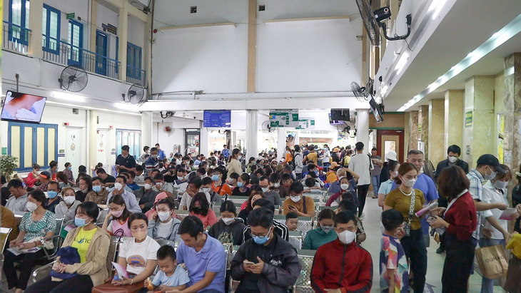 Hơn 6.000 trường hợp đến khám tại Bệnh viện Da liễu TP.HCM trong hai ngày đầu sau kỳ nghỉ Tết - Ảnh: Bệnh viện cung cấp