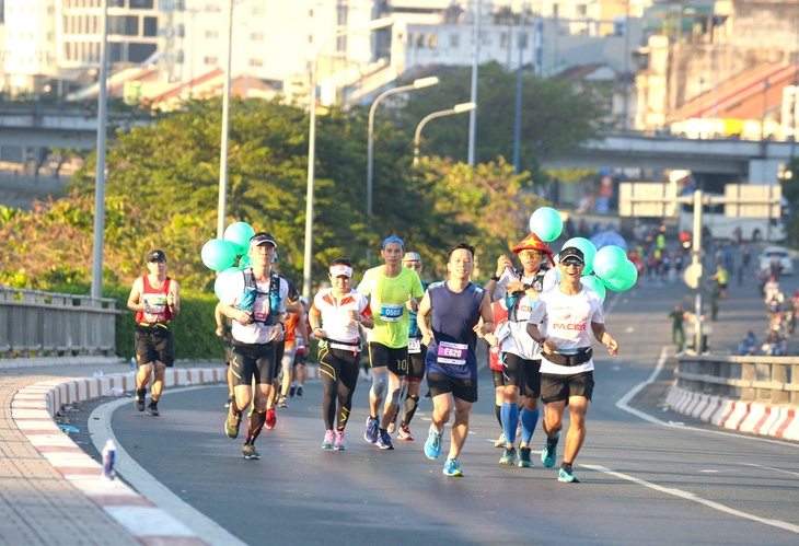 Giải marathon quốc tế TP.HCM đóng góp hơn 4 triệu đô cho kinh tế thành phố năm 2023 - Ảnh: T.T.D.